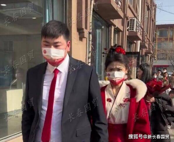 墨之文儿子墨小伟低调迎娶陈萌，婚礼现场独家曝光，仅邀请曲系亲属参与