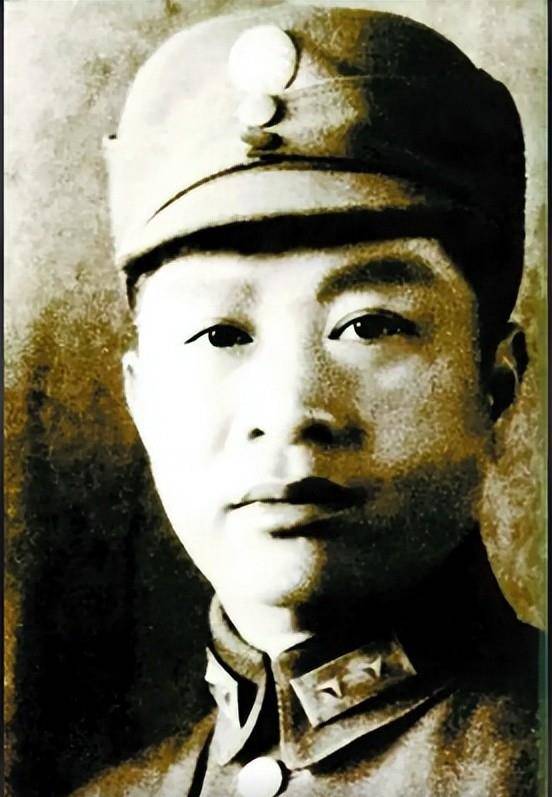 同时,为了让戴笠更加看重他,杨进兴也经常以一些让人望而生畏,不忍