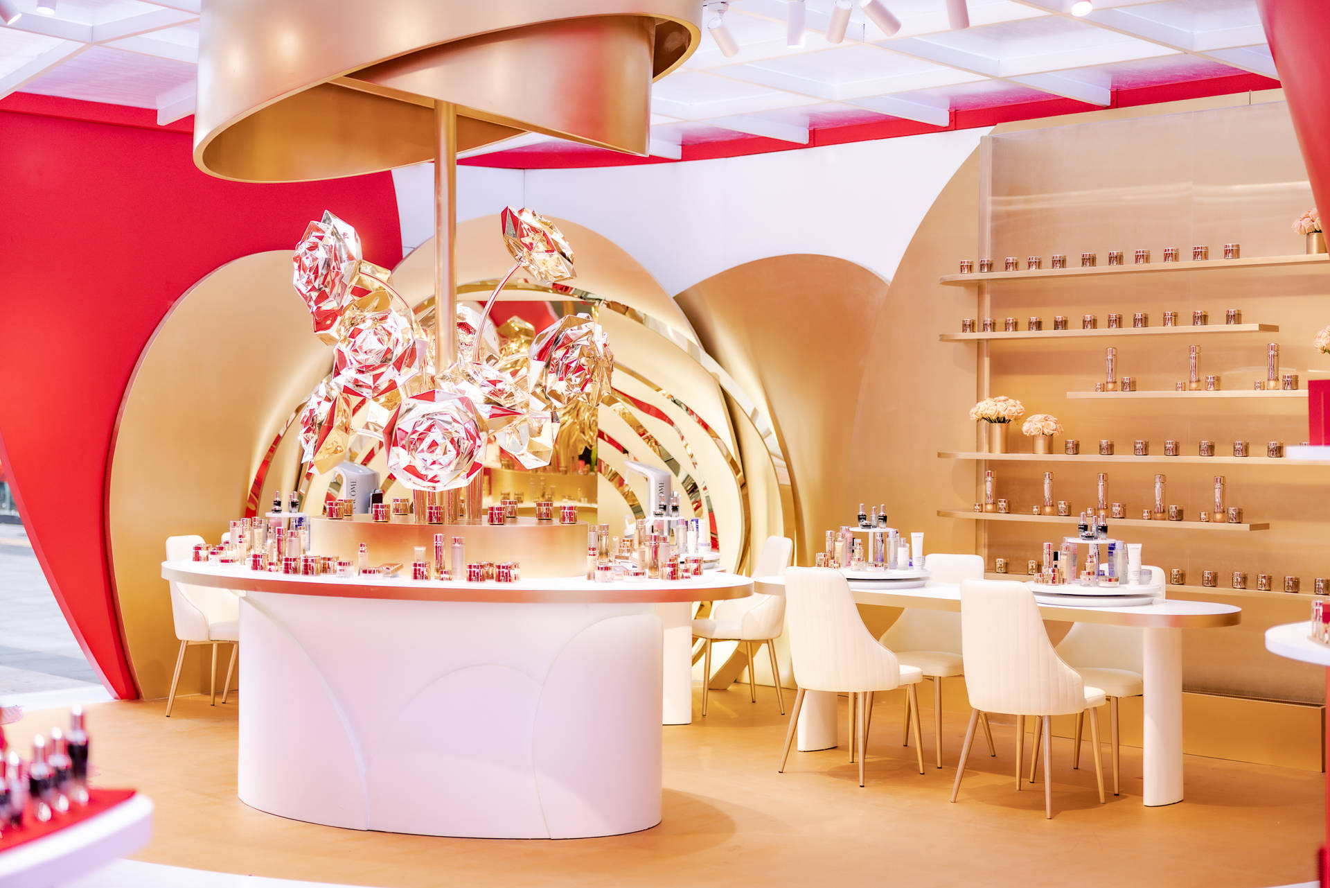 兰蔻新年快闪店空降昆明百盛_玫瑰_互动_产品