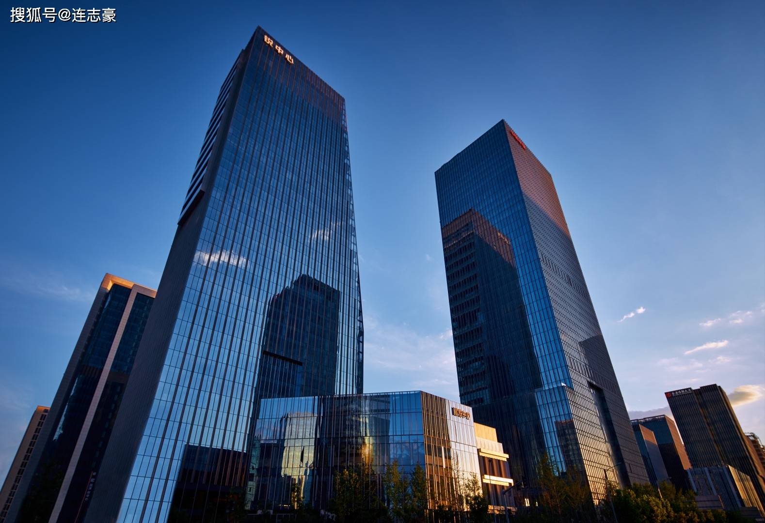 丽泽商务区的远洋锐中心以五十亿出售给平安_项目_交易_地块