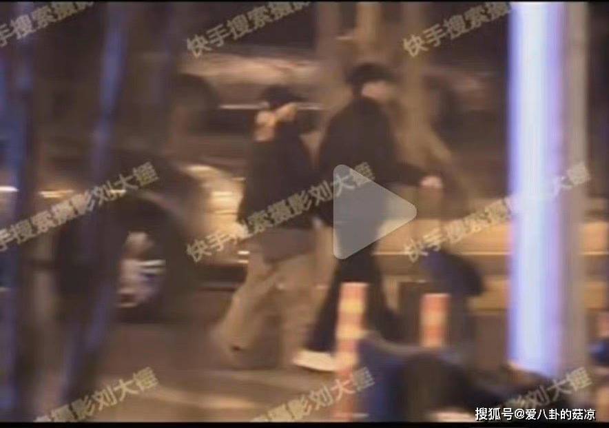 翟潇闻 周雨彤恋情曝光,此前更多细节疑似被扒-搜狐大视野-搜狐新闻