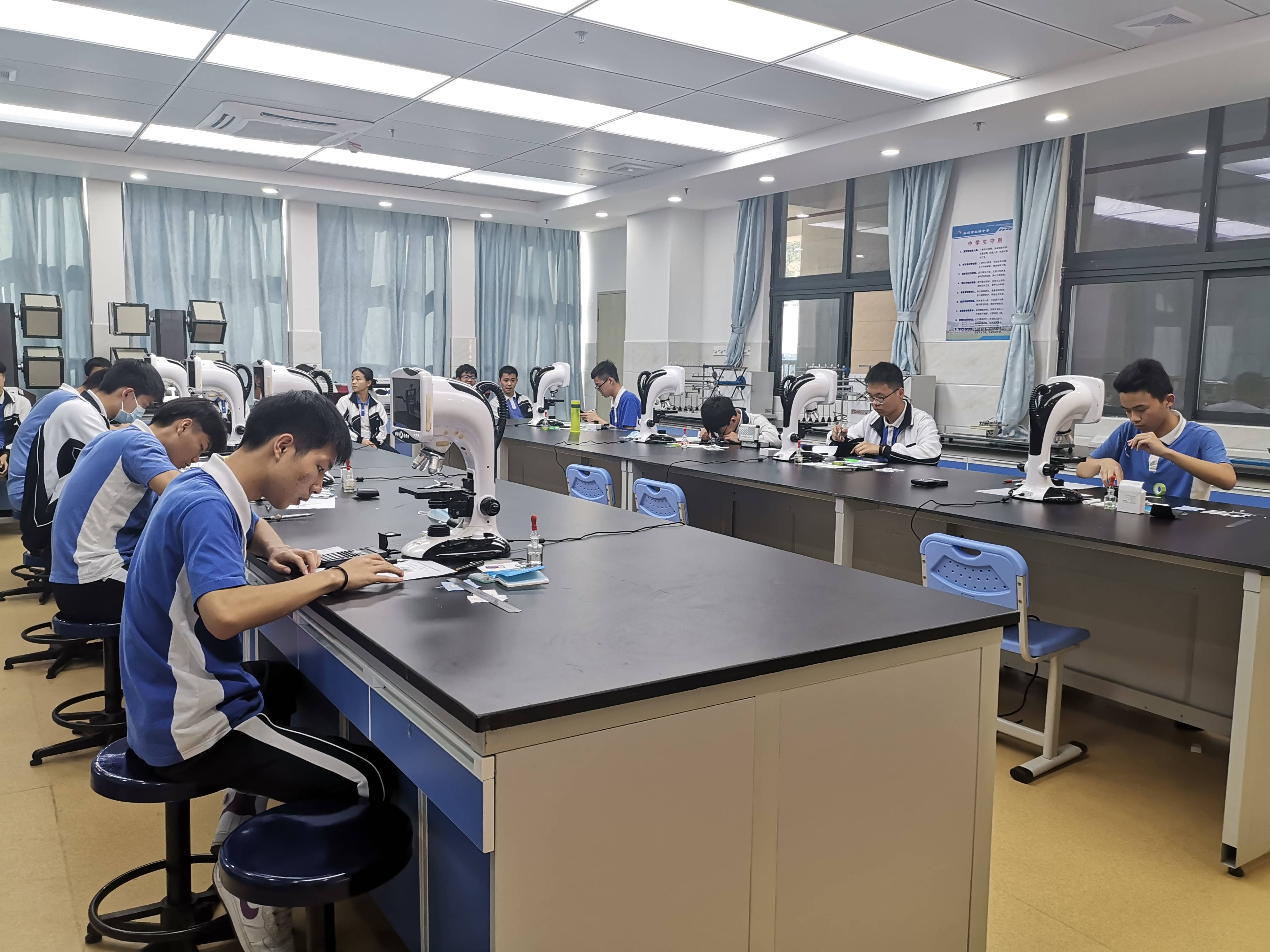 盐港中学:探索搭建普职融通育人"立交桥"新范式