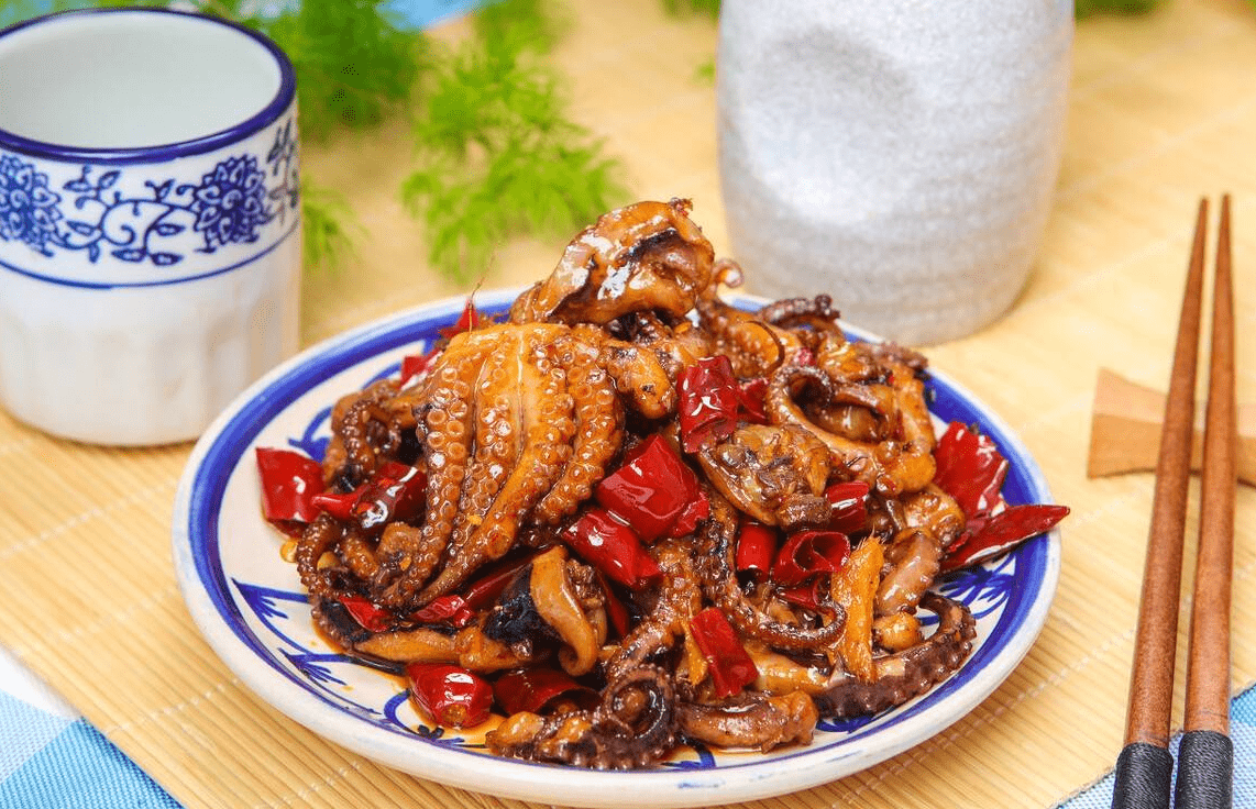 辣椒炒海兔12.白灼蛏子13.葱烧海参海鲜只是烟台美食的一部分.