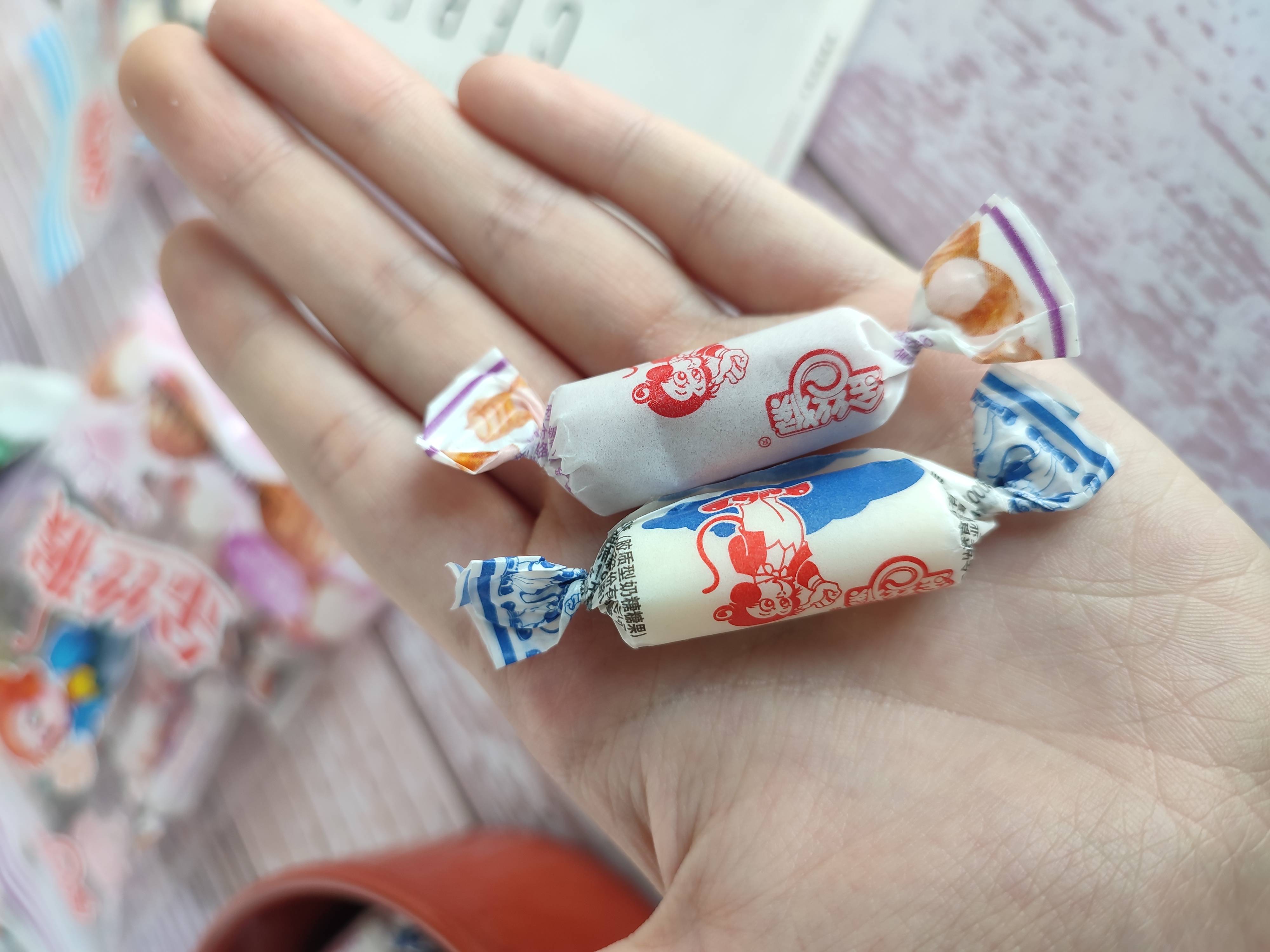 金丝猴食品变了…怎么变的这么好吃了!_零食_小时候_凤爪