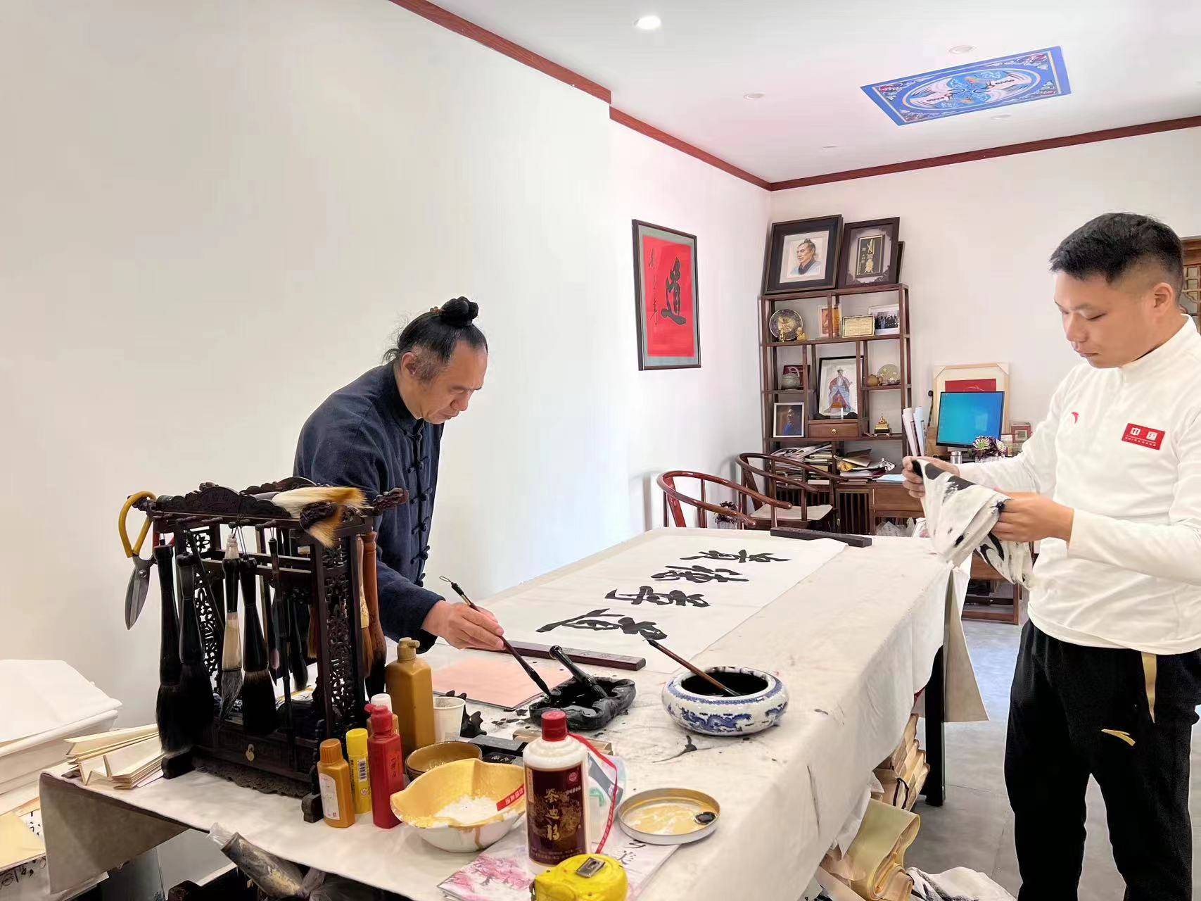 黄世真道长67书法:飘逸自然,大气天成,字如其人,仙风道骨!