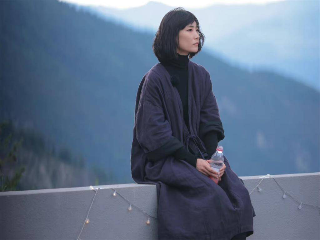 活成独立大女主的她,太渴望松弛感了,《再见爱人》连载18_苏诗丁_卢歌