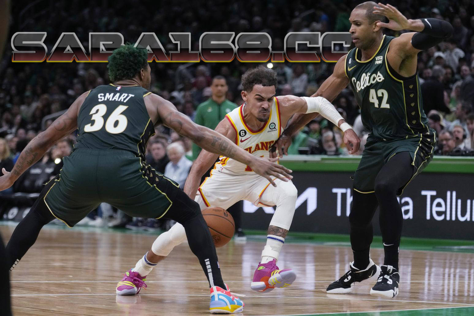 但一直努力在做出正确的决定,把球交给对的球员手上,所以john collins