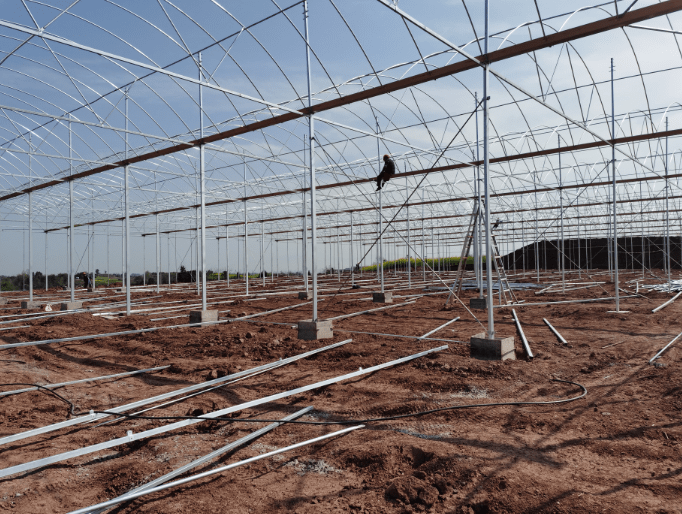 钢结构温室大棚如何调节温室环境?