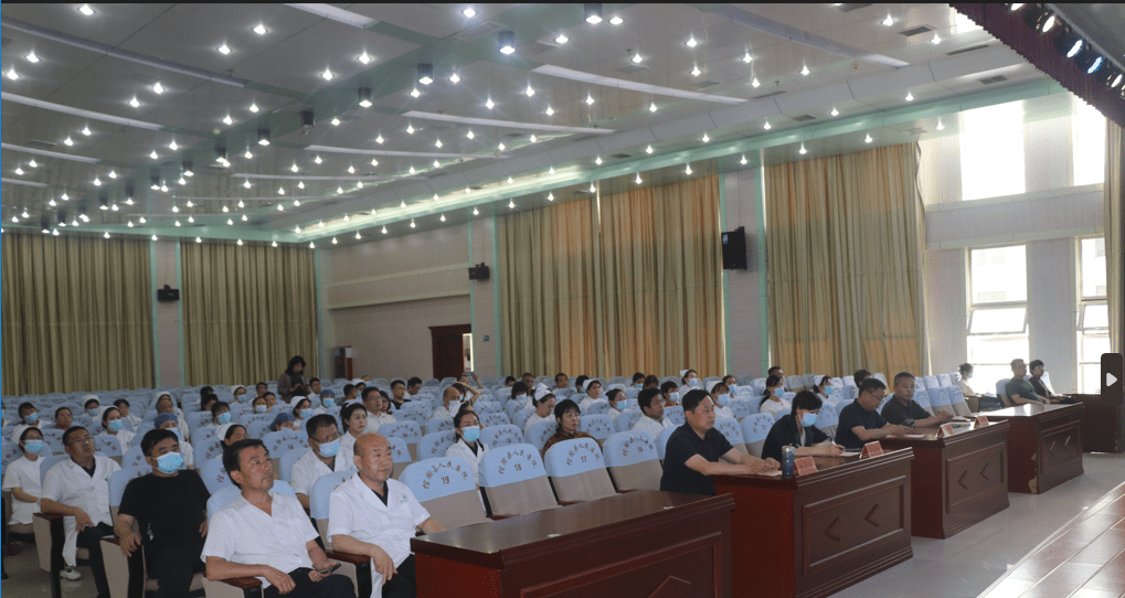 县政府副县长吴瑞丽在致辞中强调,人口老龄化是今后较长一个时期我国