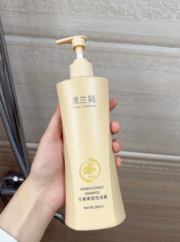 我用的孕妇专用洗发水是澳兰黛品牌的,我身边几个孕妈都在用这个牌子