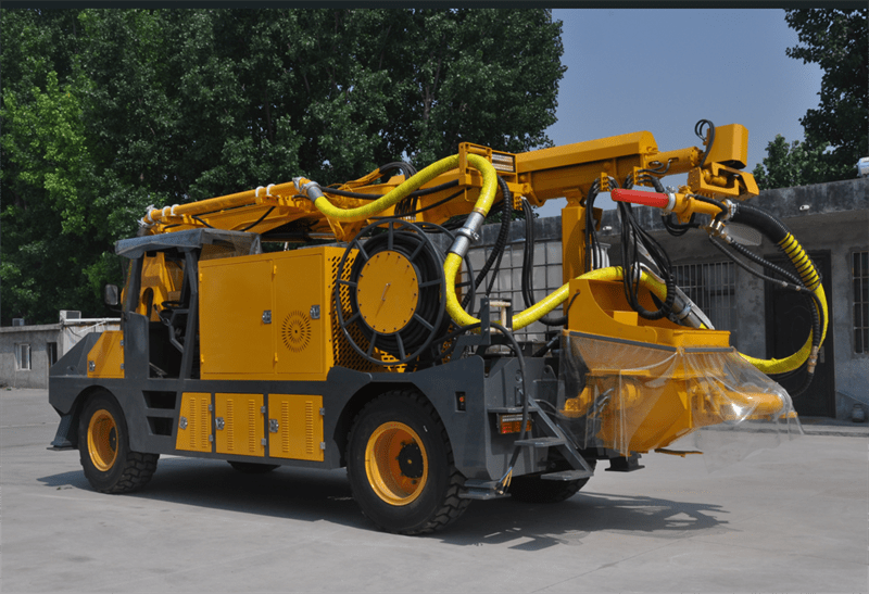 在喷浆机供料方面,下料速度及下料连续性上同人工上料常受人体机能的