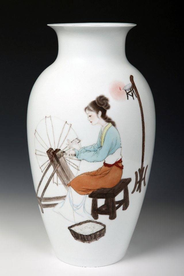 长青凝翠 敏学多艺——中国工艺美术大师傅长敏的"粉彩瓷"之美_陶瓷