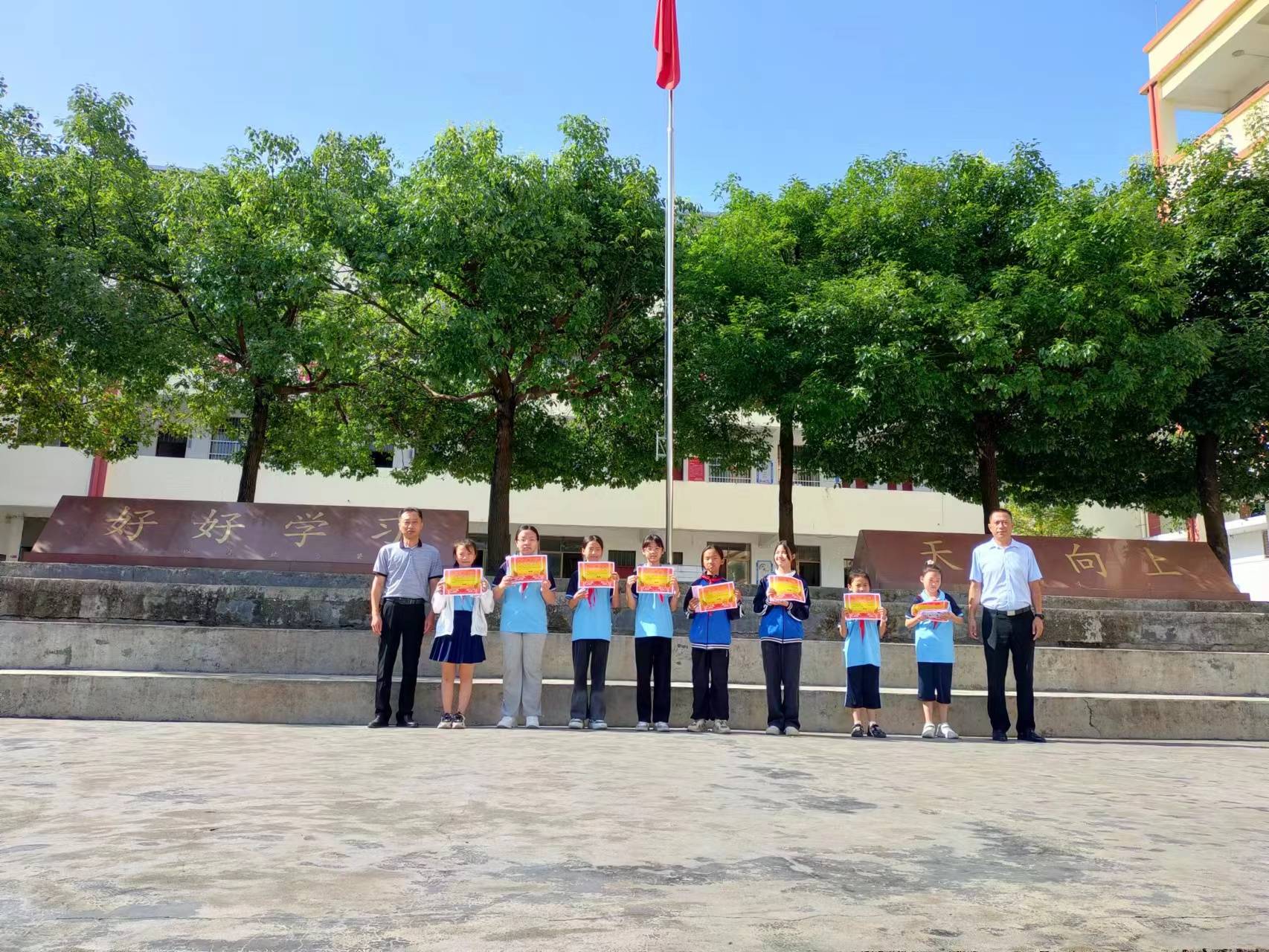 寻乌县吉潭中心校:落实"双减"政策,创新英语课堂_获奖_活动_能力