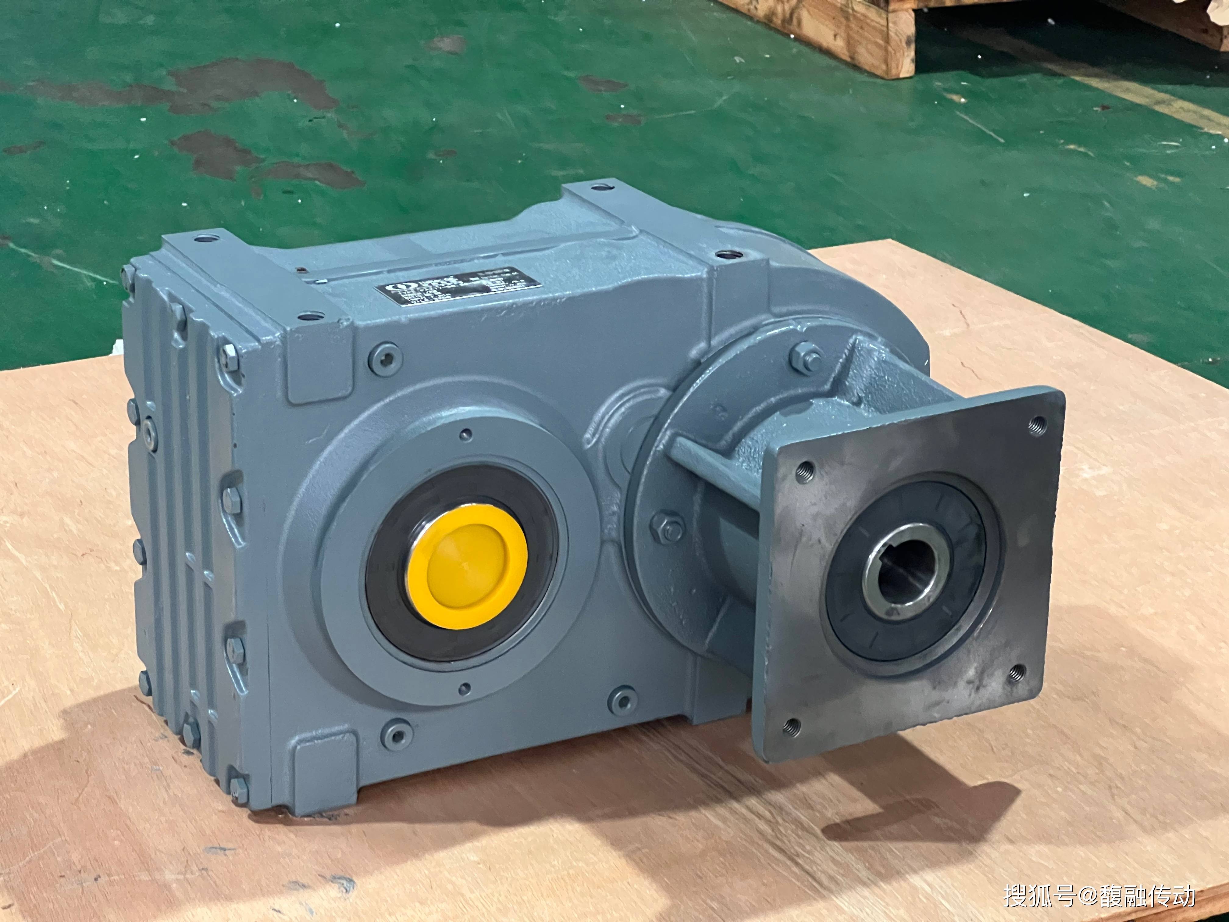 减速机的分类_齿轮_系列_机构