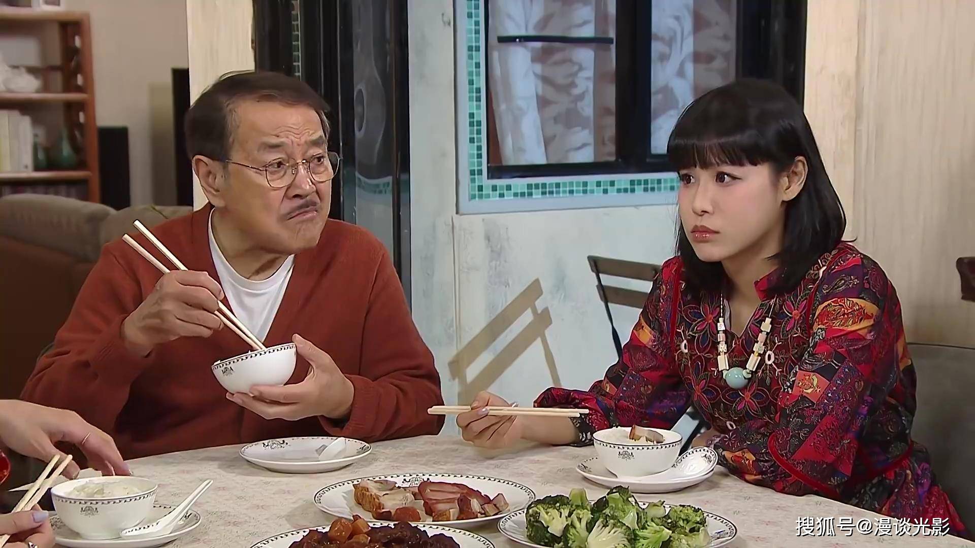 连主角都要给古佩玲作配,tvb《爱回家》已变成神婆速递