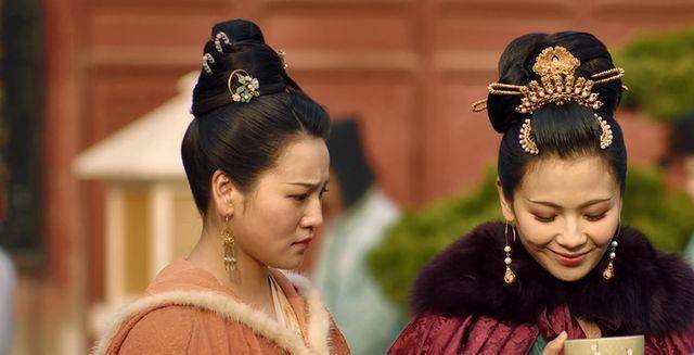 大宋宫词:为何刘娥坦然接受不明甘露美人劝阻无用,乃顺应天命_赵恒