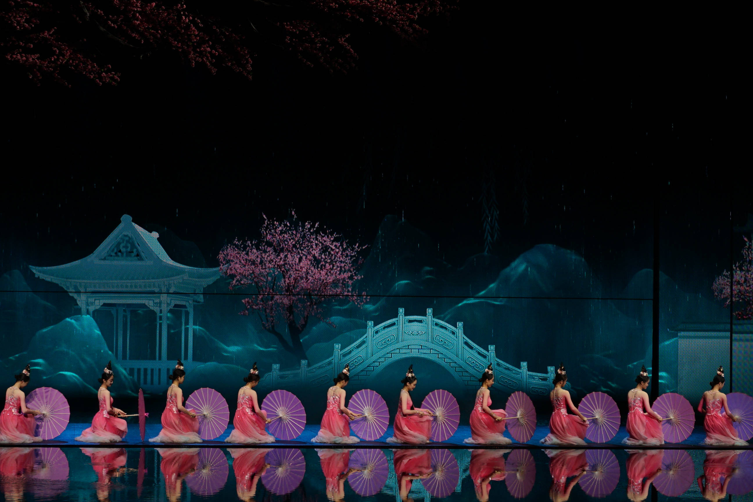 来上海千古情,一秒穿越到风情万种的老上海_演出_景区_互动