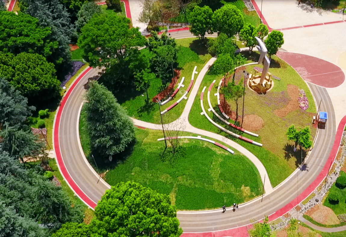 海绵城市是通过加强城市规划建设管理