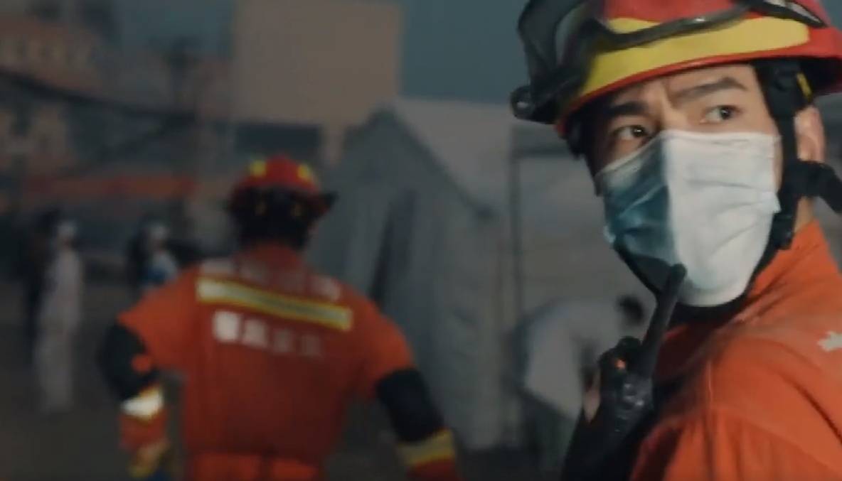 《我的人间烟火》第22集：宋焰和许沁奔赴救灾现场-搜狐大视野-搜狐新闻