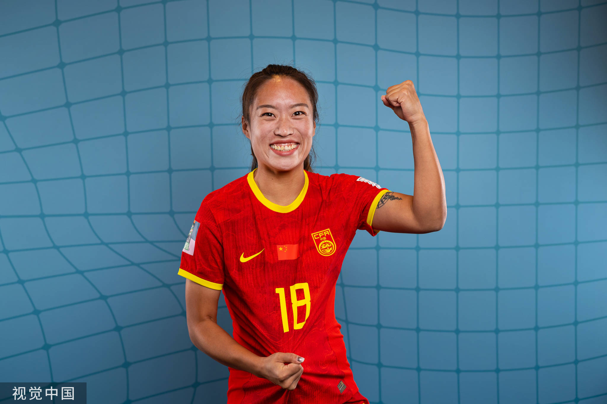 唐佳丽留洋再出发 职业生涯曾出战英超西甲(组图)搜狐大视野搜狐新闻