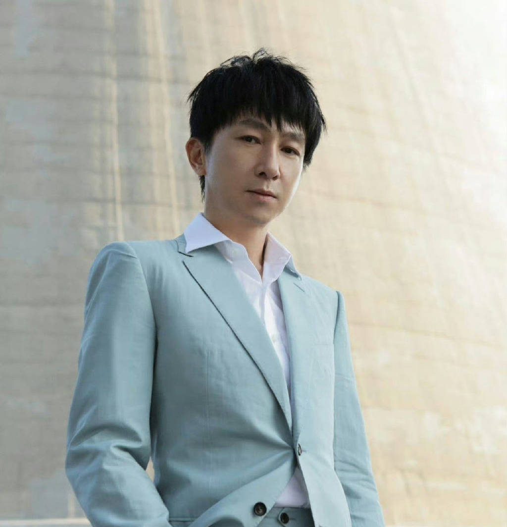 中戏表演老师苏可成就邓超,王凯的辉煌,低调大boss掌控娱乐圈_教育