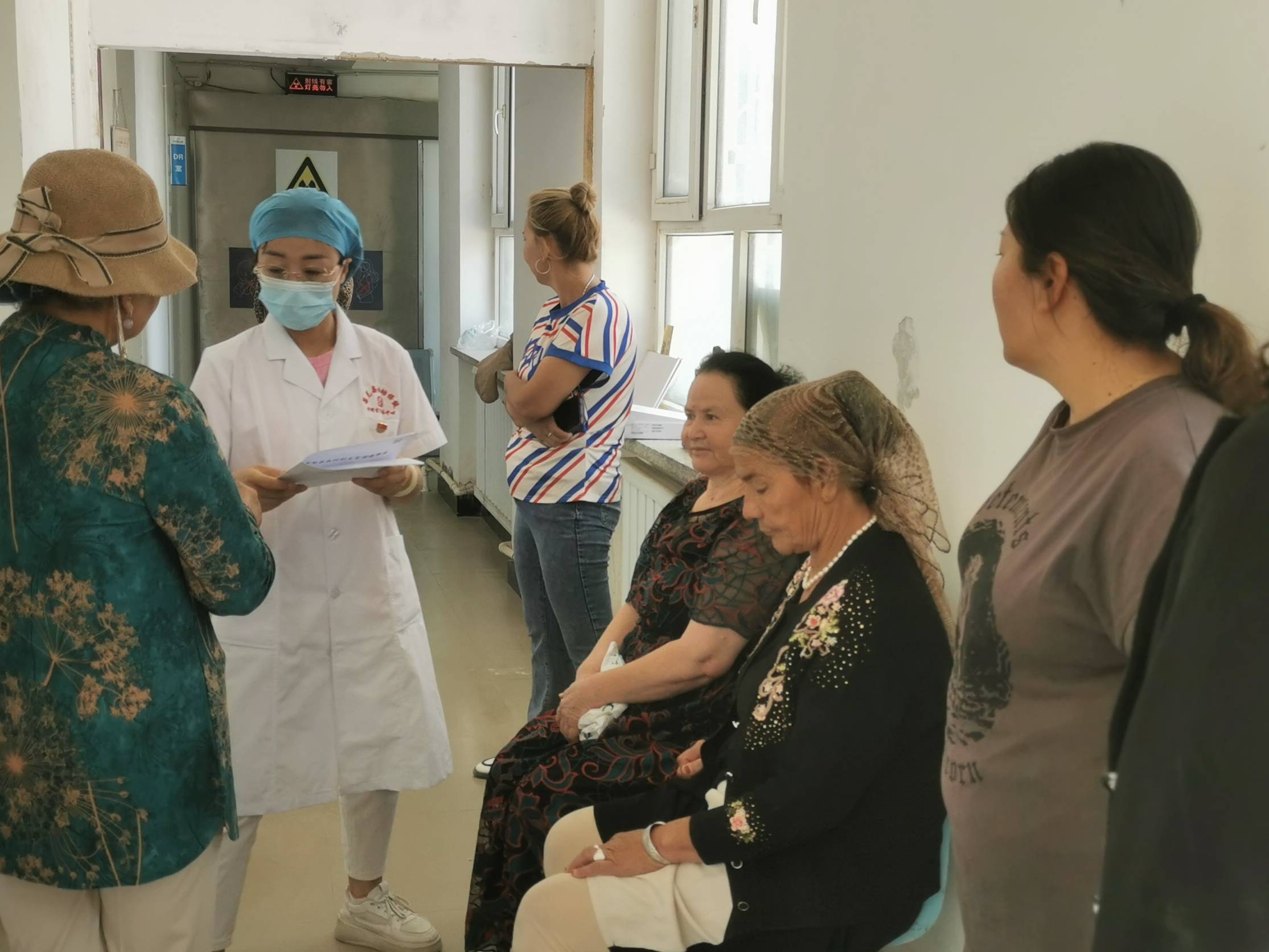 检查项目包括乳腺癌筛查,宫颈癌筛查,常规妇科检查,白带化验,b超等