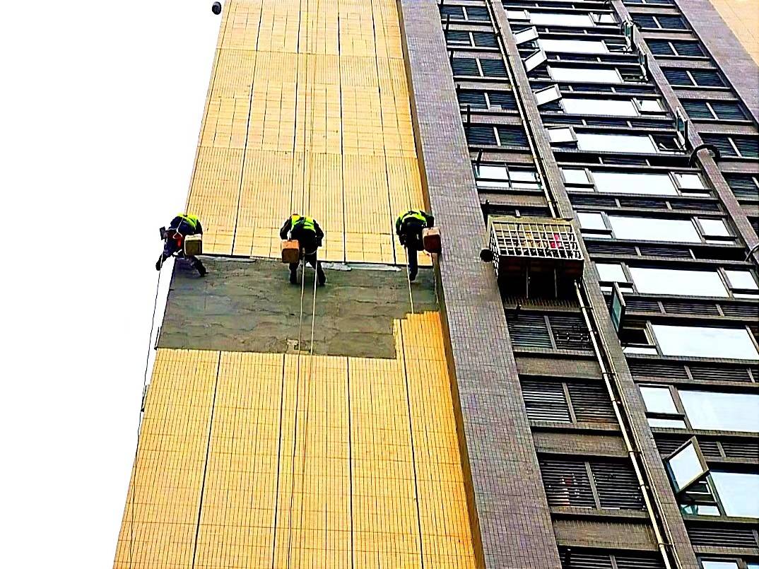 為什麼外牆維修經常做外牆空鼓脫落還在發生_進行_質量_施工