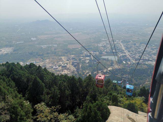 峄山索道图片