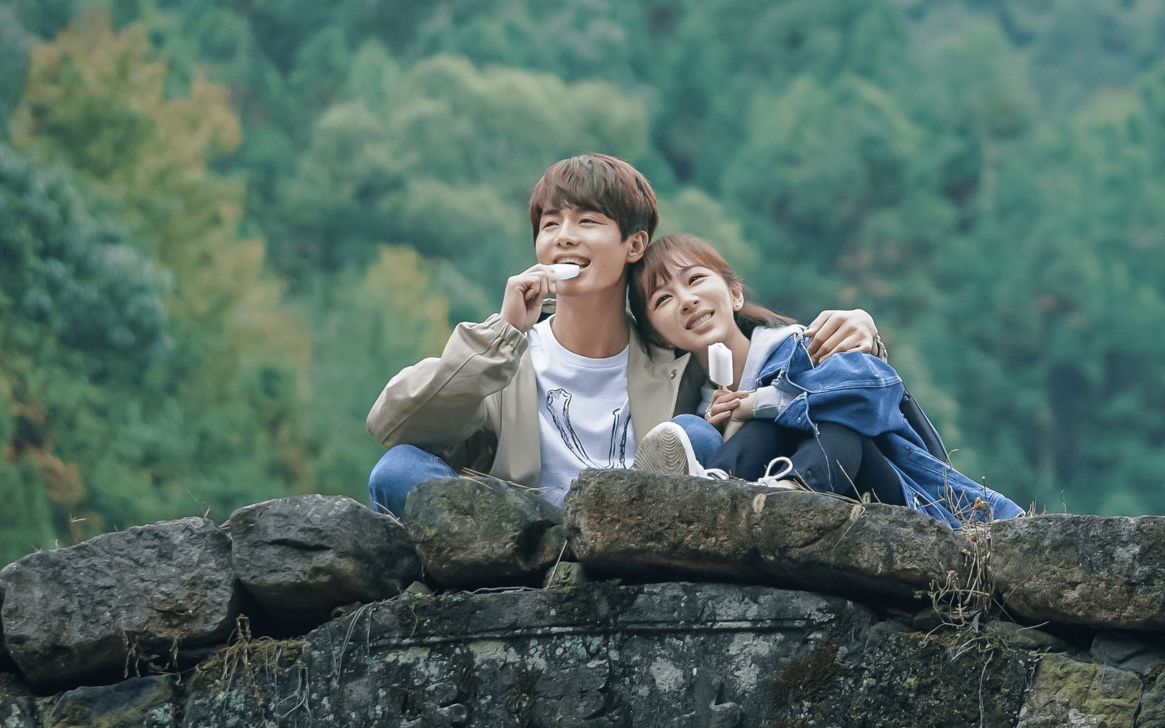 当然还有很多大家喜爱的男演员和杨紫合作过,我们就不一一列举了,至于