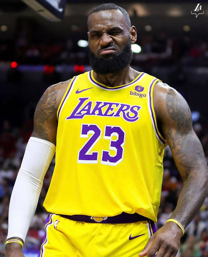 詹姆斯被提名周最佳!他多项高端数据排名联盟前列!_比赛_攻防_最佳球