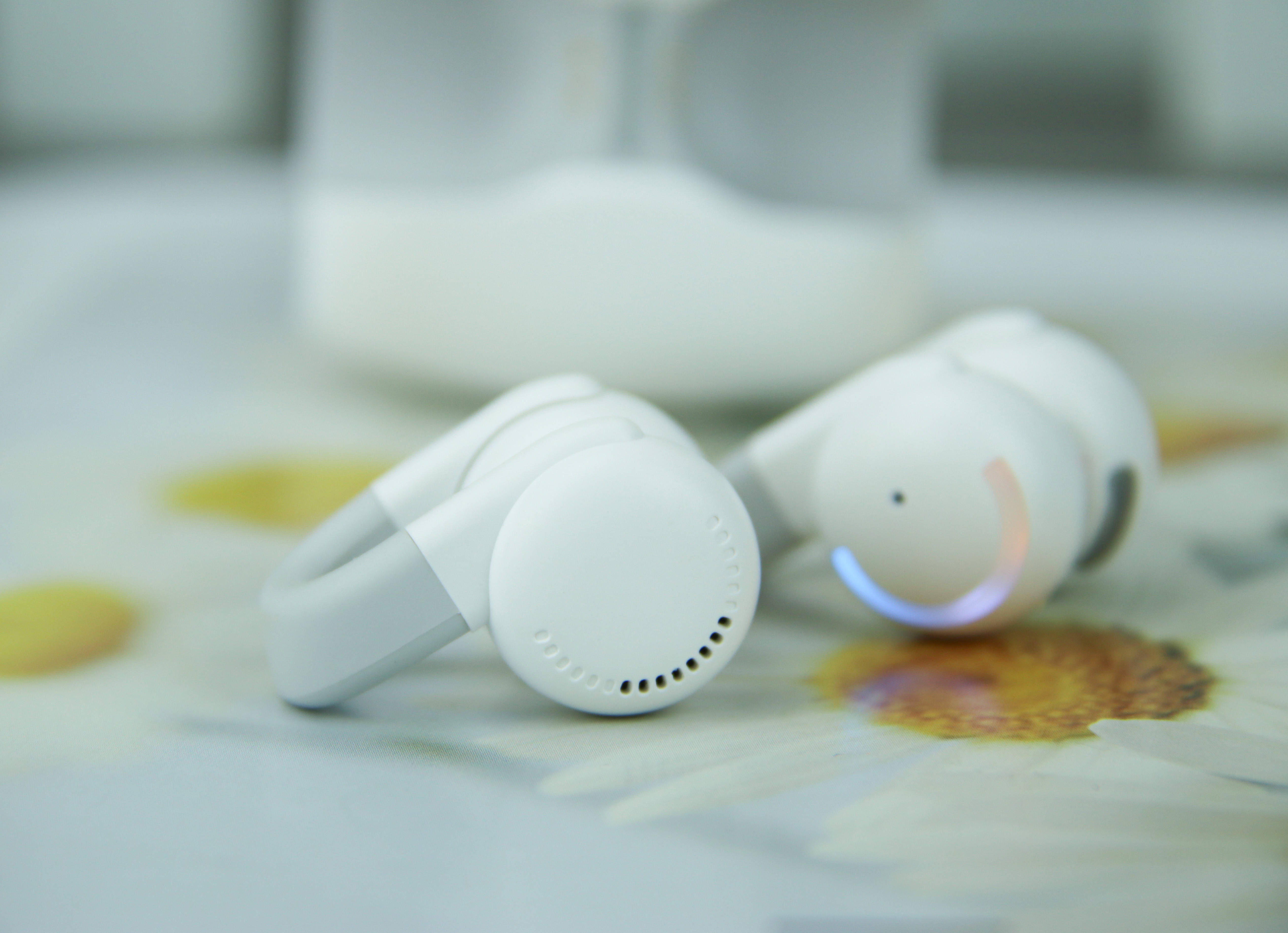 颜值与实力并存，南卡Lite3开放式蓝牙耳机，超值之选