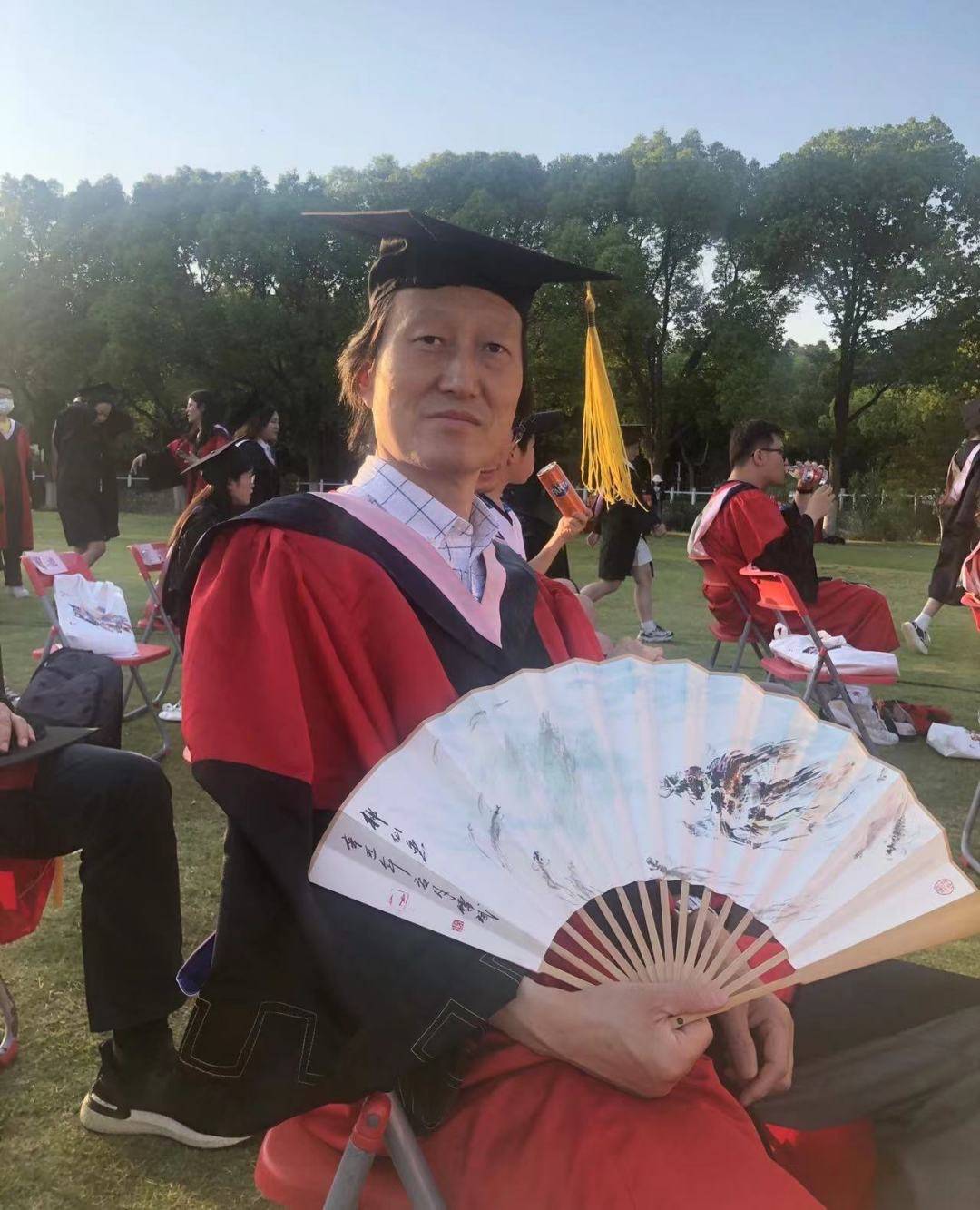 "东海渔翁"张传斌教授《海韵四季》国画被南师大敬文图书馆收藏_海洋