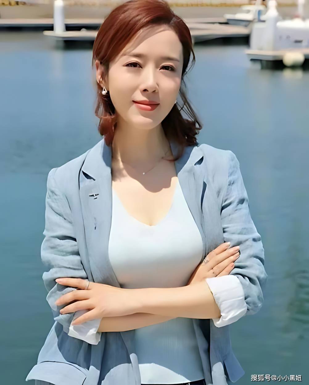 最美"嫦娥仙子"!45岁颜丹晨,岁月无法抹去的性感魅力!