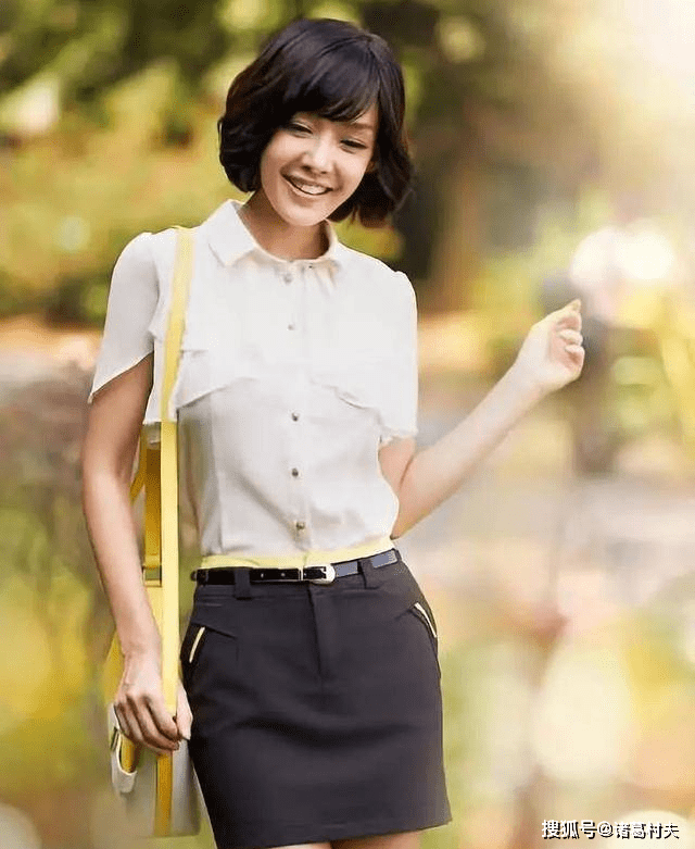 "宅男女神"金善英:曾为艺术献身,性感女人味十足!_演技_人们_角色