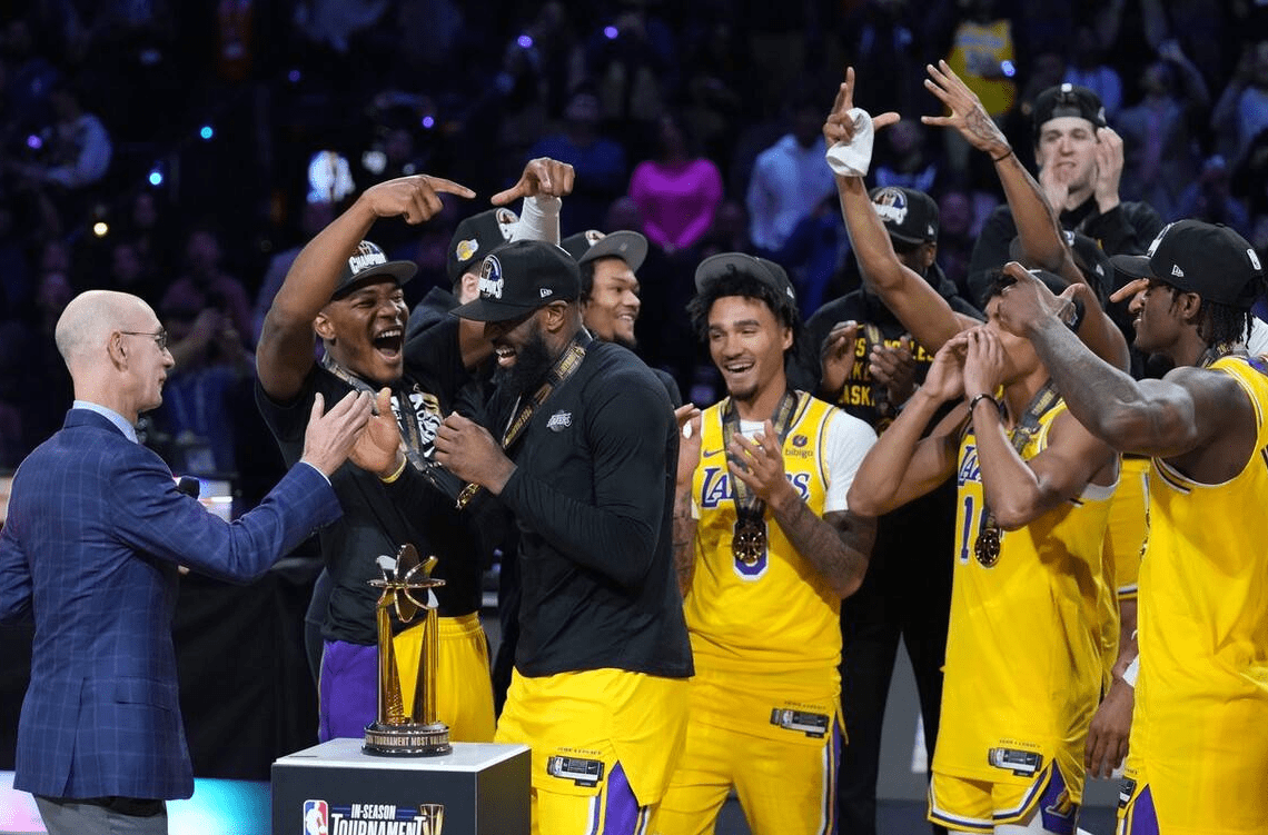 湖人夺冠戴维斯大秀41 20,步行者难挡詹姆斯mvp之路!_比赛_胜利_精神