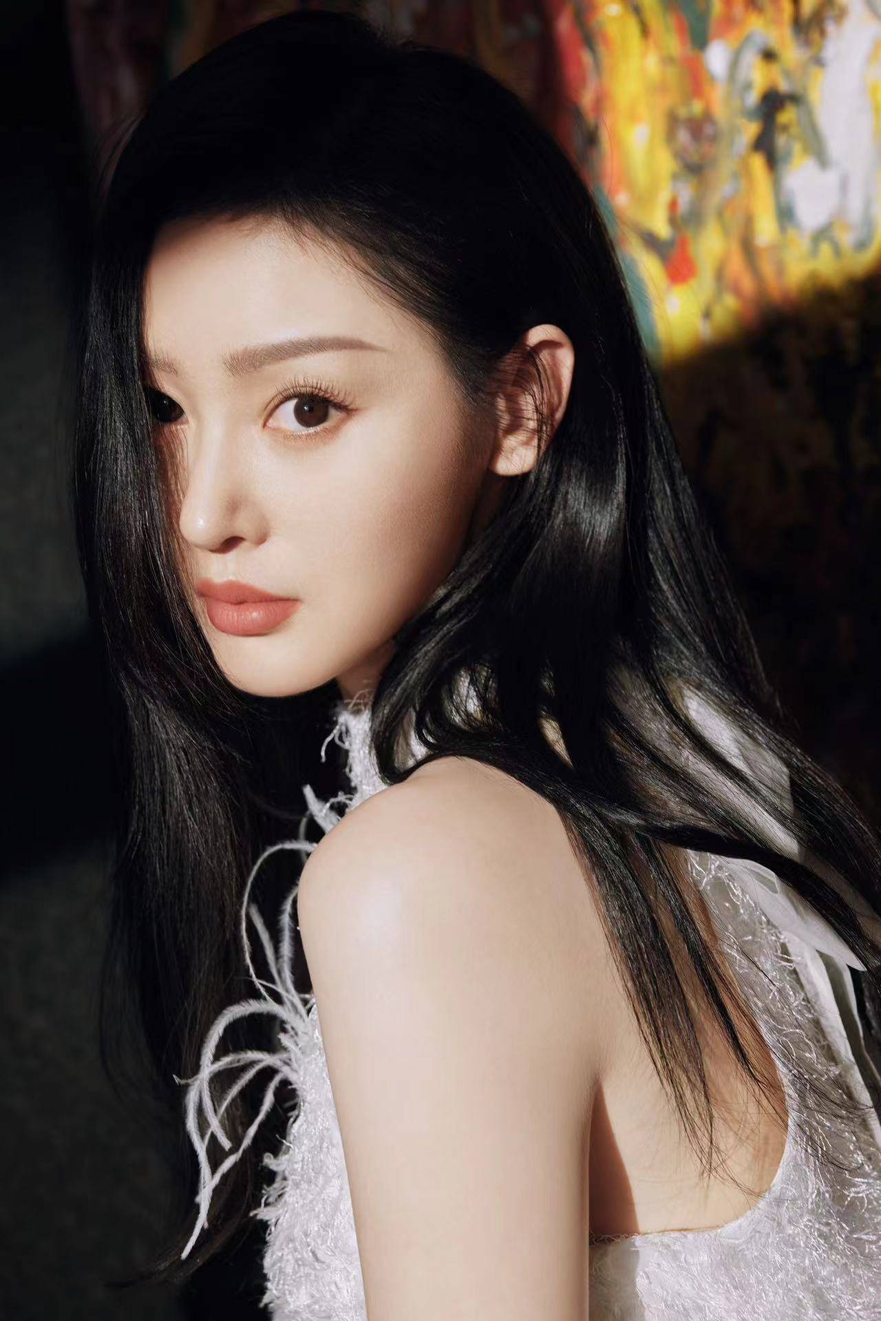 张天爱《中国慈善家》杂志释出 以爱之名与爱同行_爱心_公益_推广