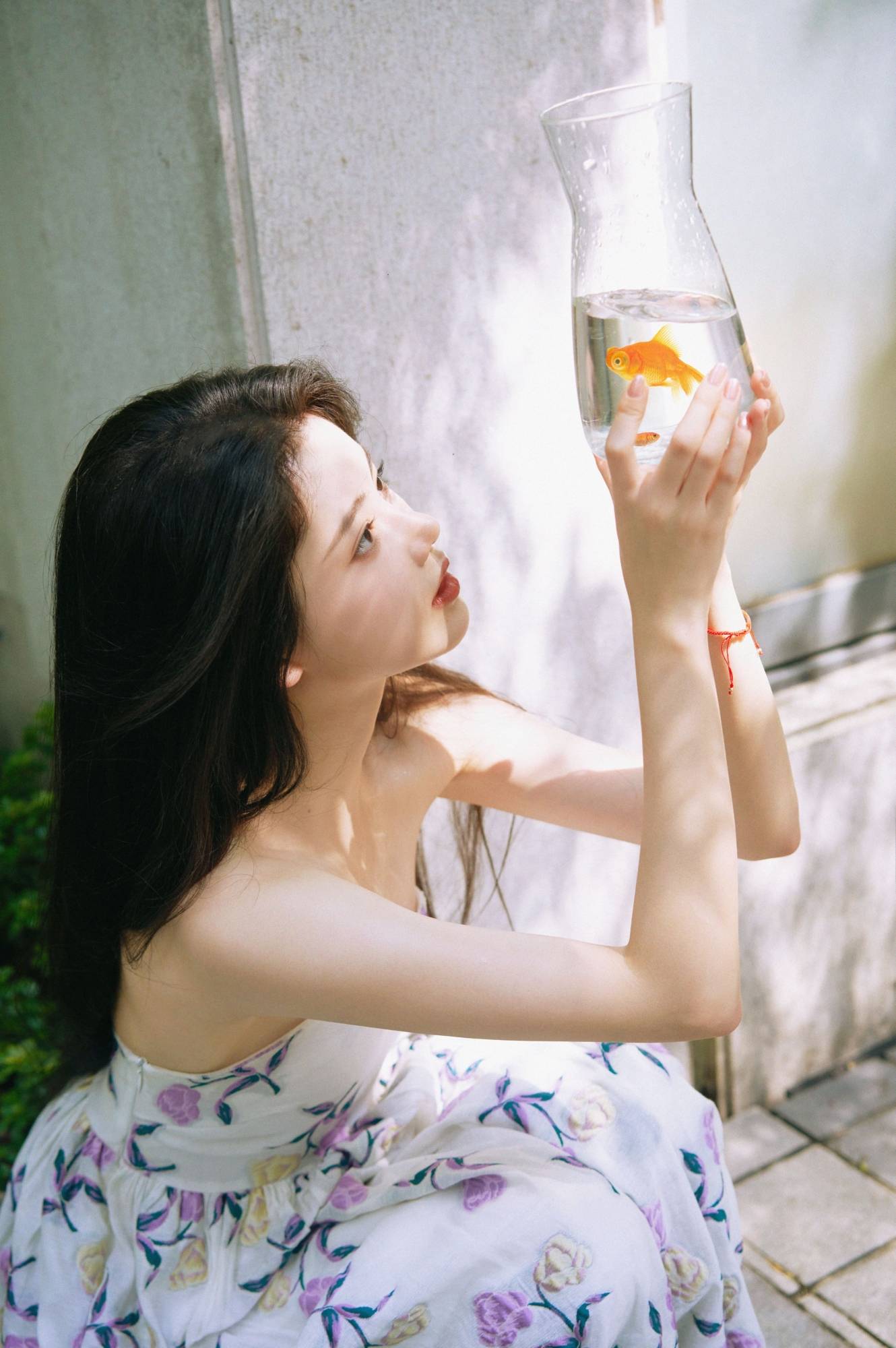 孙珍妮写真大赏:从snh48到独立发展,她的身材与才华同样惊艳!