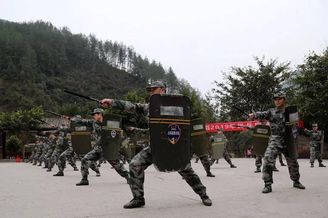 云阳召开武装工作会议 努力开创国防动员和后备力量建设新局面