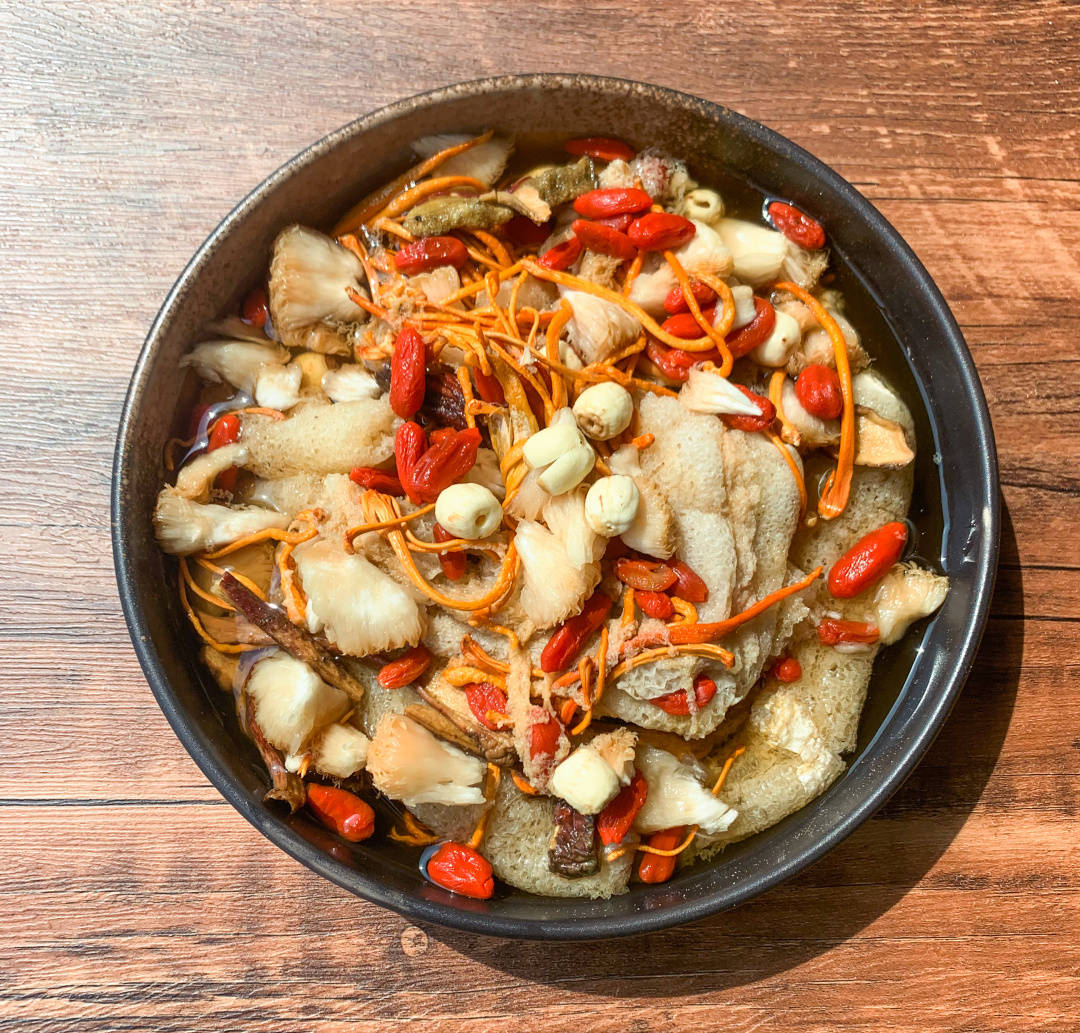 菌菇蔬菜汤,菌菇蔬菜汤的家常做法 - 美食杰菌菇蔬菜汤做法大全