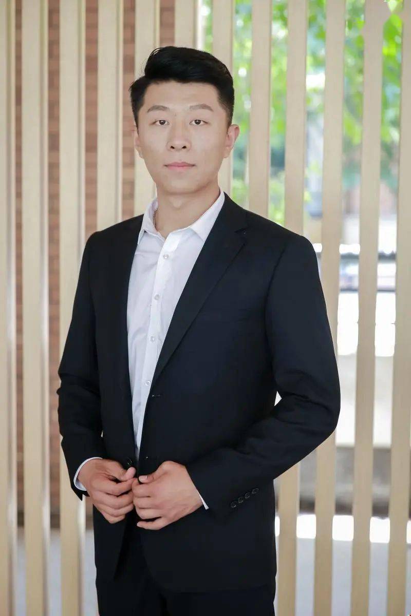 相约西一相约一中同舟共济扬帆起乘风破浪万里航郑西一中管理团队