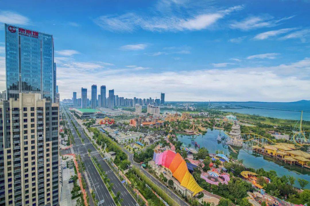 浙江省海盐滨海国际度假区杭州湾融创文旅城项目签约