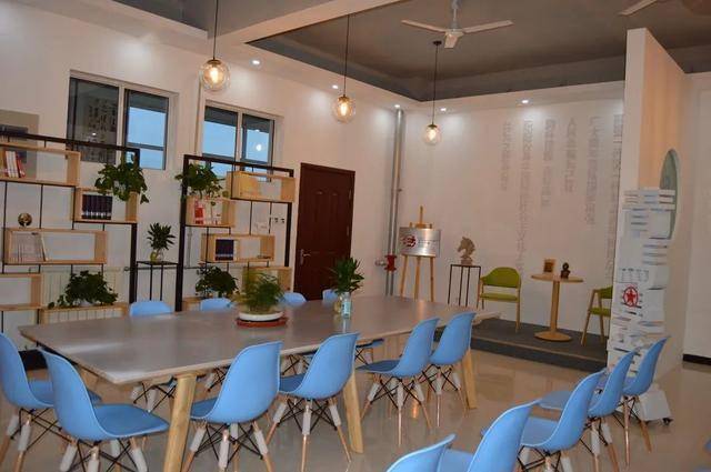 团建攻坚把青年之家建设成为服务青年的门店