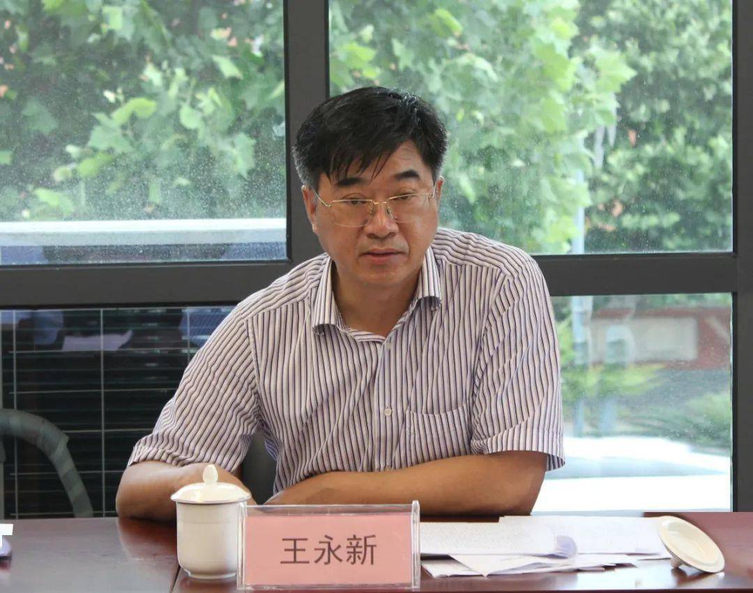 县委统战部常务副部长王永新具体部署了民主党派参政议政,自身建设