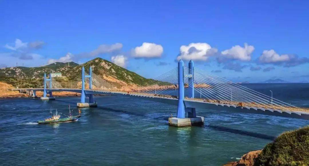 施工难度最大,建设周期最长的一座跨海大桥