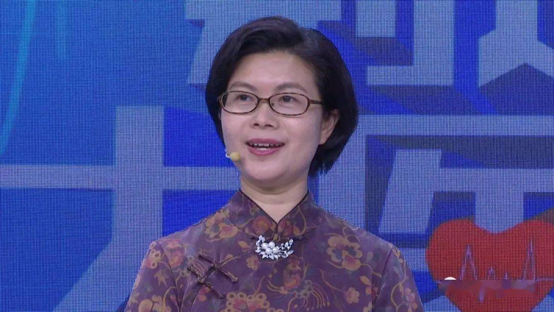 《荆楚大医生》请到武汉大学中南医院眼科主任柯敏,和您一起《关注眼