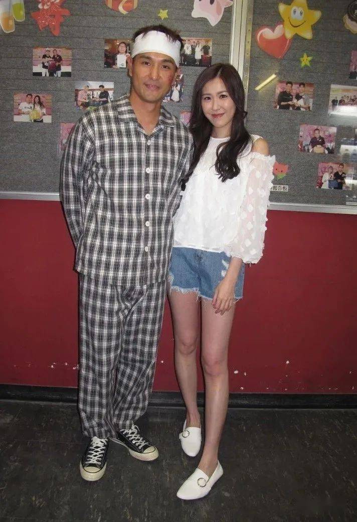 老婆知唔知陈展鹏同刘佩玥新剧多床戏