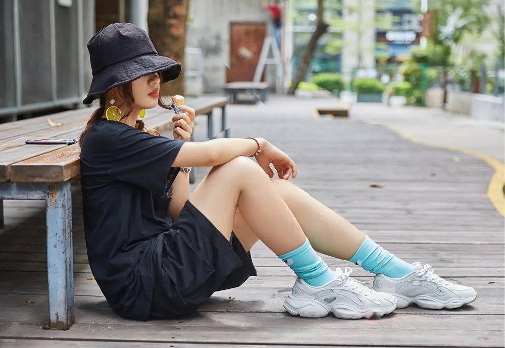 据说现在的运动潮人们都穿它?_袜子