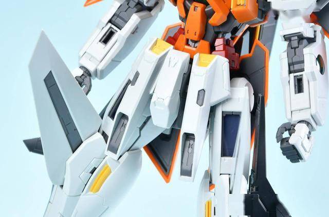 78官测:万代 MG 主天使高达_部分