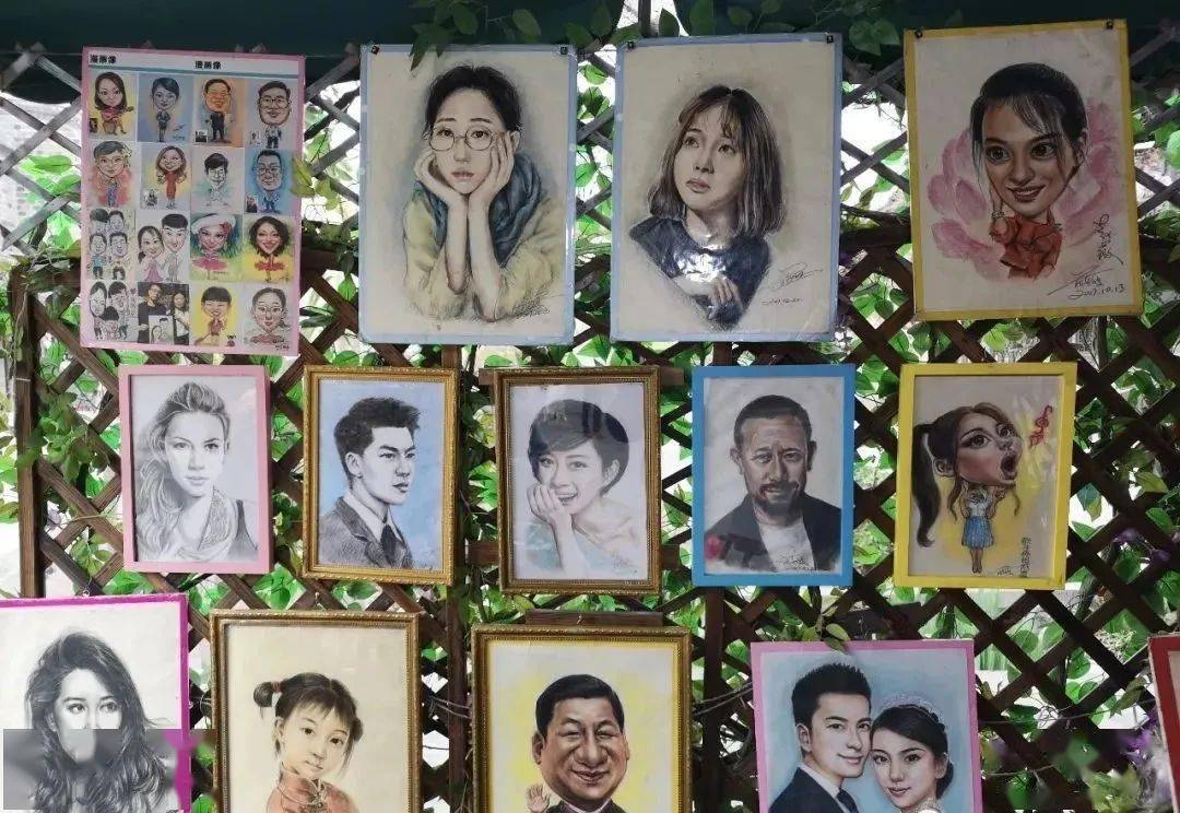 地摊经济崛起:艺术家街头纷纷摆地摊卖画像,一天少则上千,多则上万?