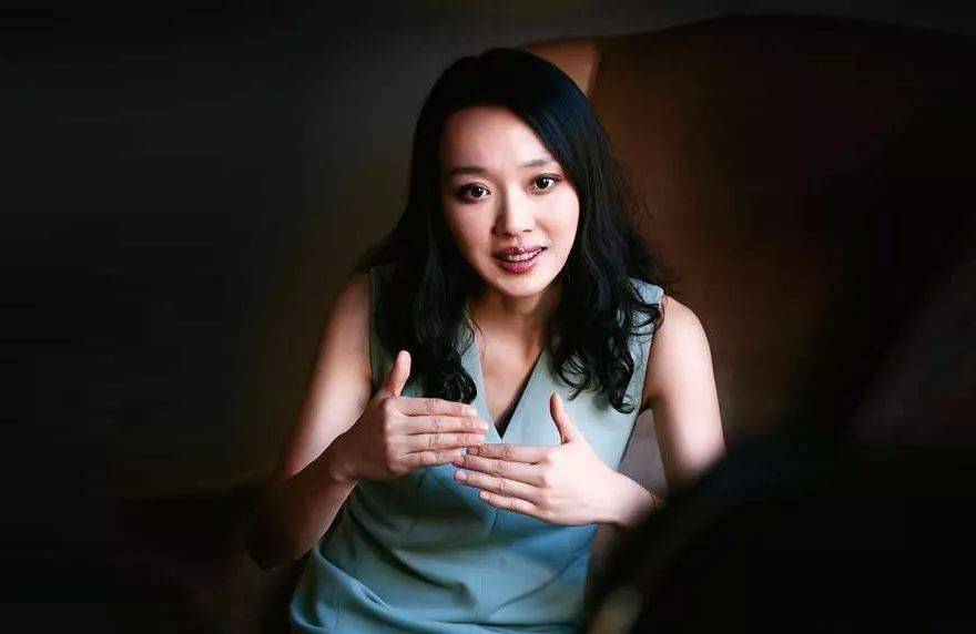 我是  周小鹏,一名婚恋心理咨询师.